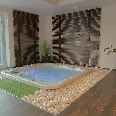 Private Family Villa Budaors